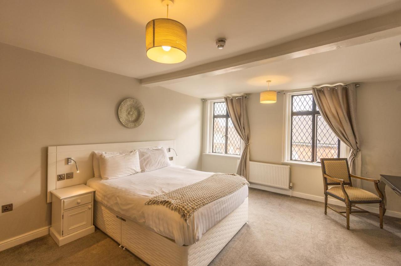 The White Hart Hotel Ютоксетер Екстер'єр фото