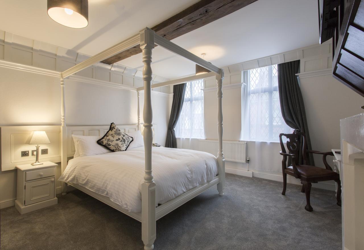 The White Hart Hotel Ютоксетер Екстер'єр фото
