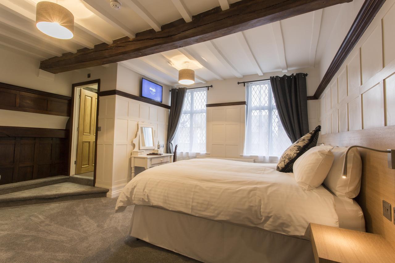 The White Hart Hotel Ютоксетер Екстер'єр фото